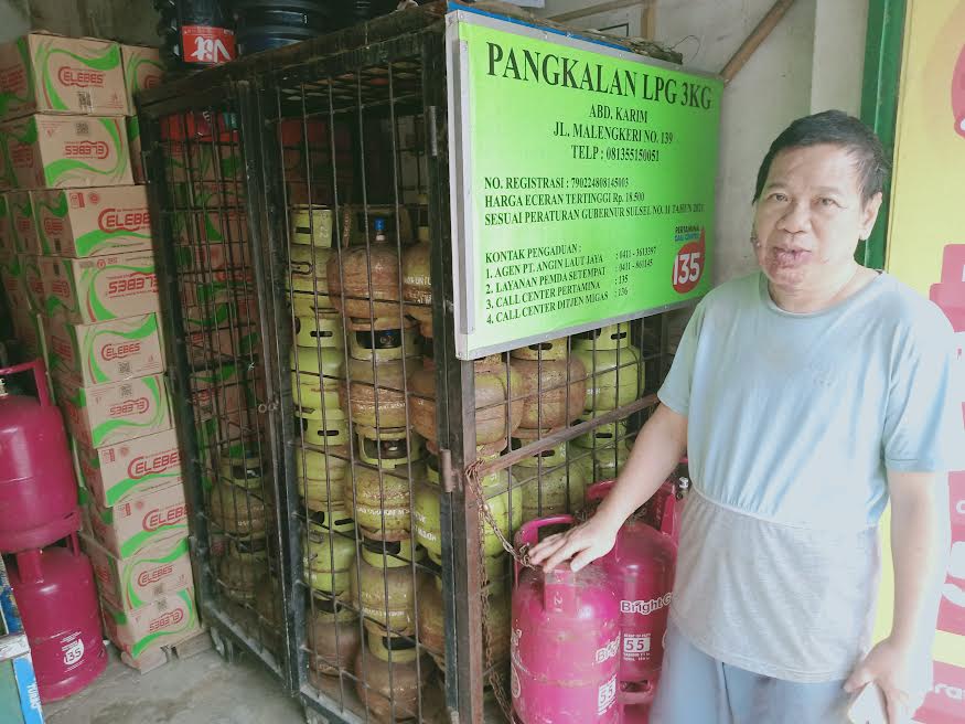 Pengecer di Mallengkeri Makassar Jual Gas Elpiji 5,5 Kg Rp100 Ribu dan 12 Kg Rp200 Ribu