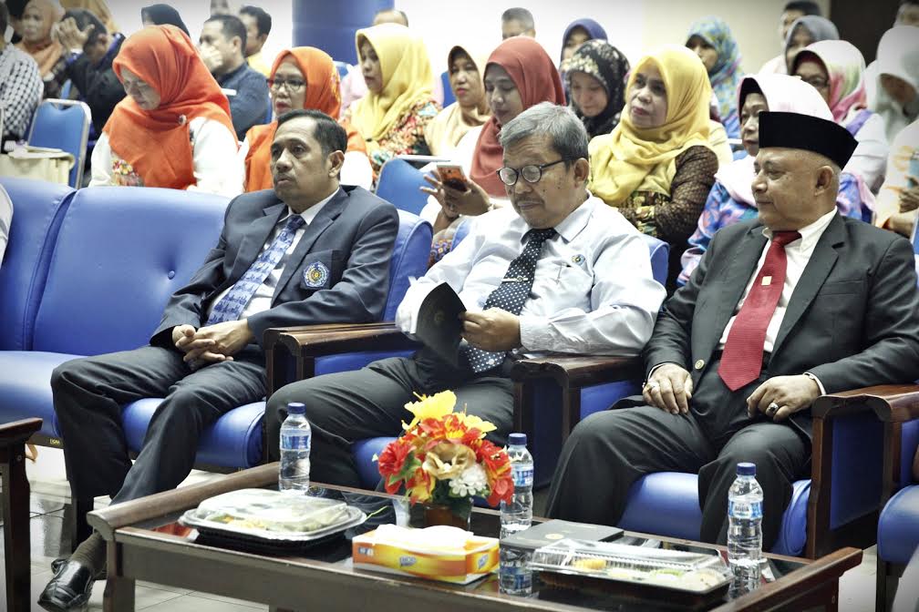 Rosleny Jadi Doktor ke-132 Unismuh, Ini Kata Rektor Rahman Rahim