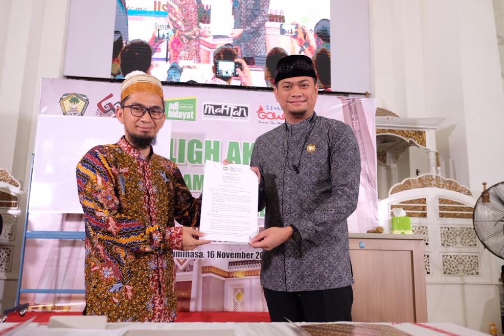 Bupati Gowa Gandeng Adi Hidayat Didik Hafiz Tiap Desa