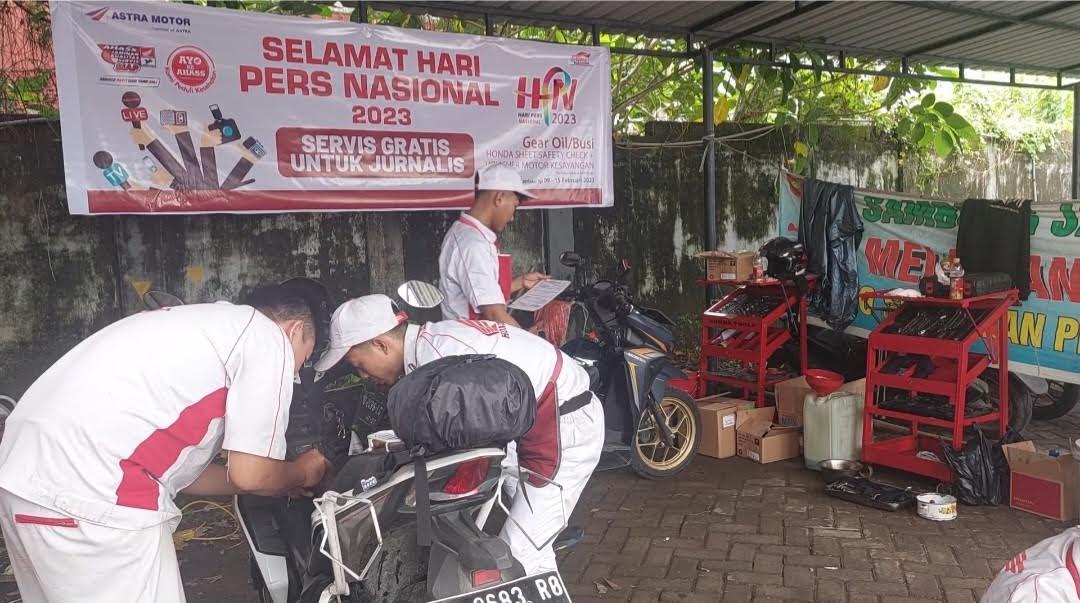 AHM Sulsel Gelar Servis Gratis Jurnalis di Kantor Tribun Timur Makassar