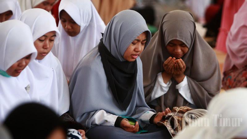 VIDEO: Aksi Damai 212 di Lapangan Karebosi Makassar - aksi4_20161203_002652.jpg