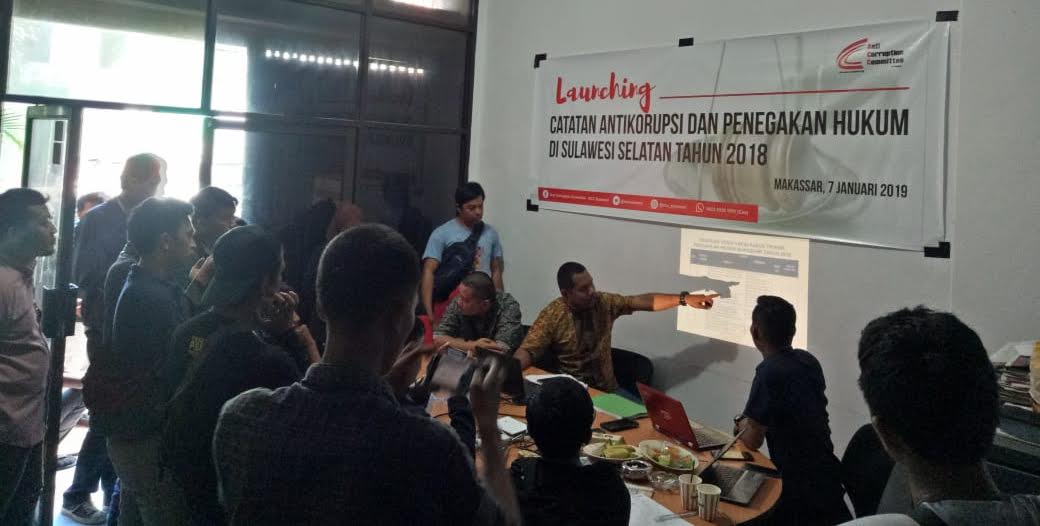 aktivis-acc-sulawesi-launching-catatan-korupsi-tahun-2018.jpg
