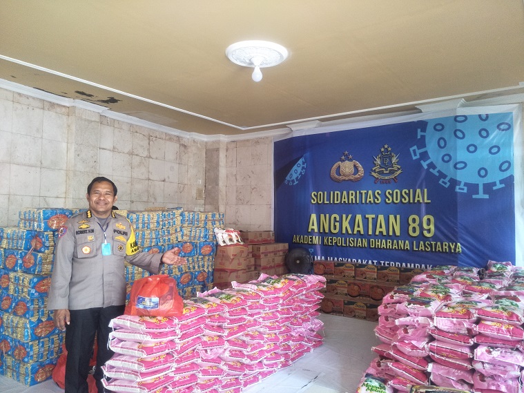 alumni-akpol-89-dharana-lastarya-menggelar-kegiatan-solidaritas-sosial.jpg