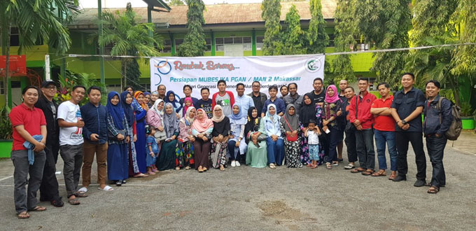alumni-man-2-makassar_20180503_192516.jpg