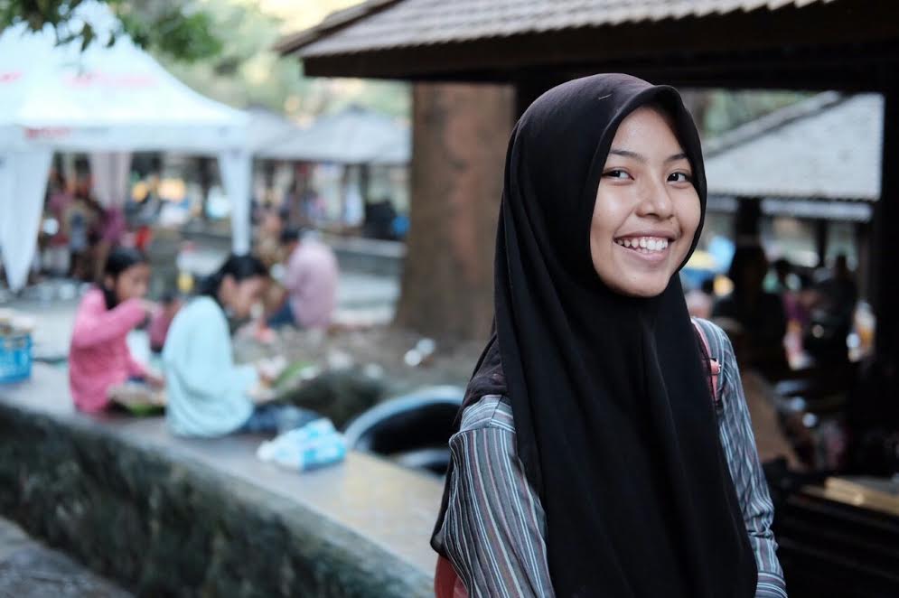 Siswi SMAN 18 Makassar Nilai Soal Bahasa Indonesia Sedikit Mengecoh