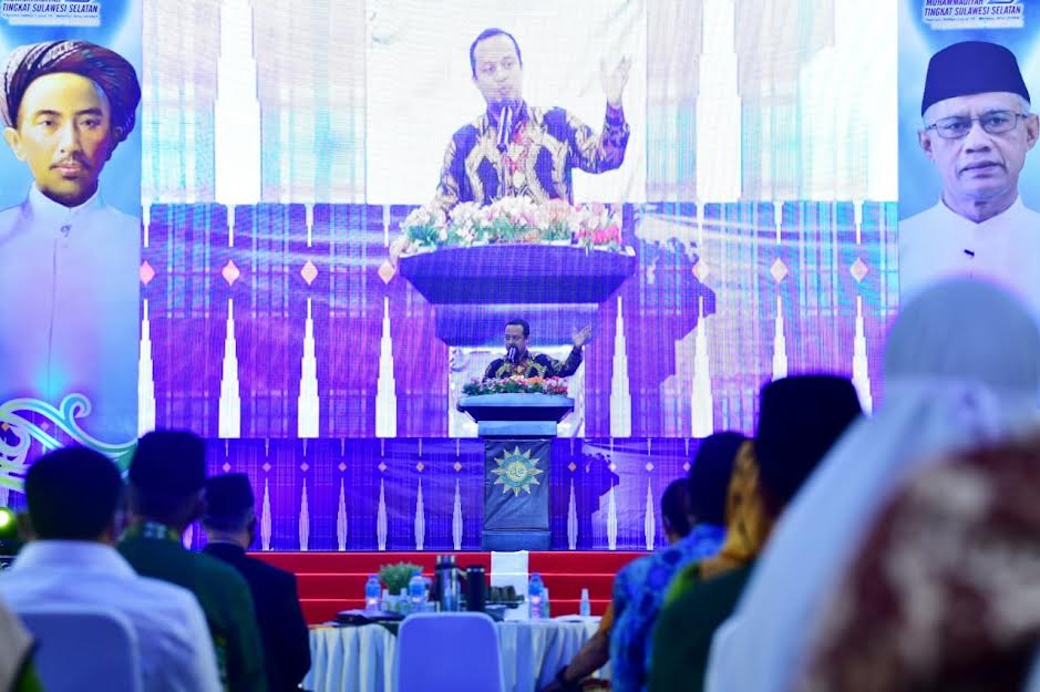 Andi Sudirman Sulaiman Minta Muhammadiyah Bantu Pemerintah Dorong Pemulihan Ekonomi - andi-sudirman-sulaiman-hadiri-109-tahun-muhammadiyah-1.jpg