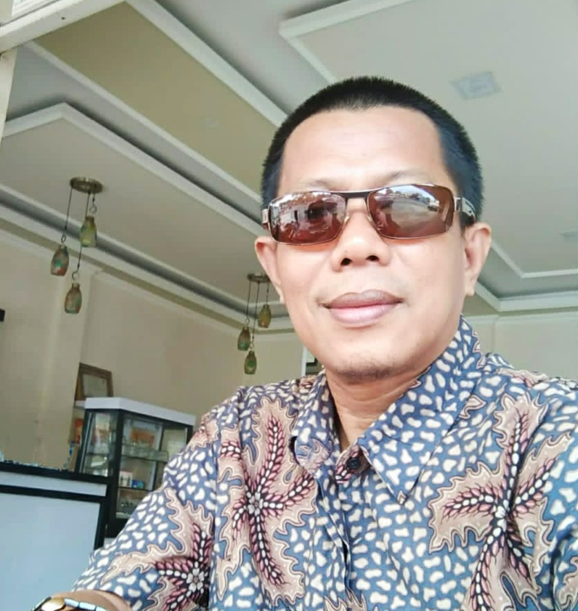 andi-tajuddin-dekan-fakultas-psikologi-universitas-indonesia-timur-uit-makassar.jpg