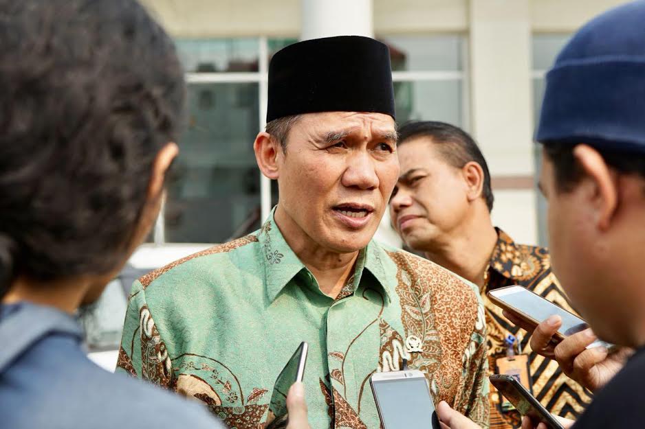 anggota-dpr-ri-periode-2014-2019-bambang-haryo-soekartono-mengatakan.jpg