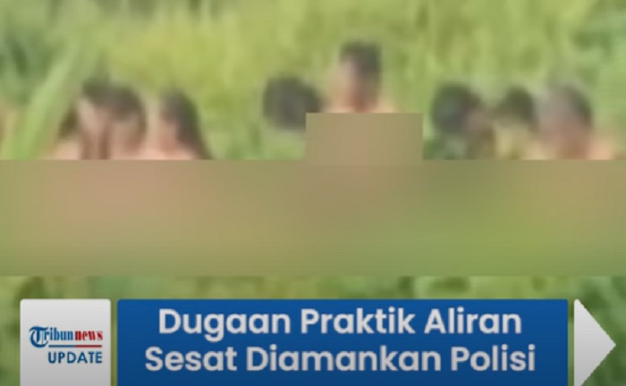 apa-itu-aliran-hakekok-diduga-aliran-sesat-minta-pengikutnya-mandi-bersama-di-tengah-kebun.jpg