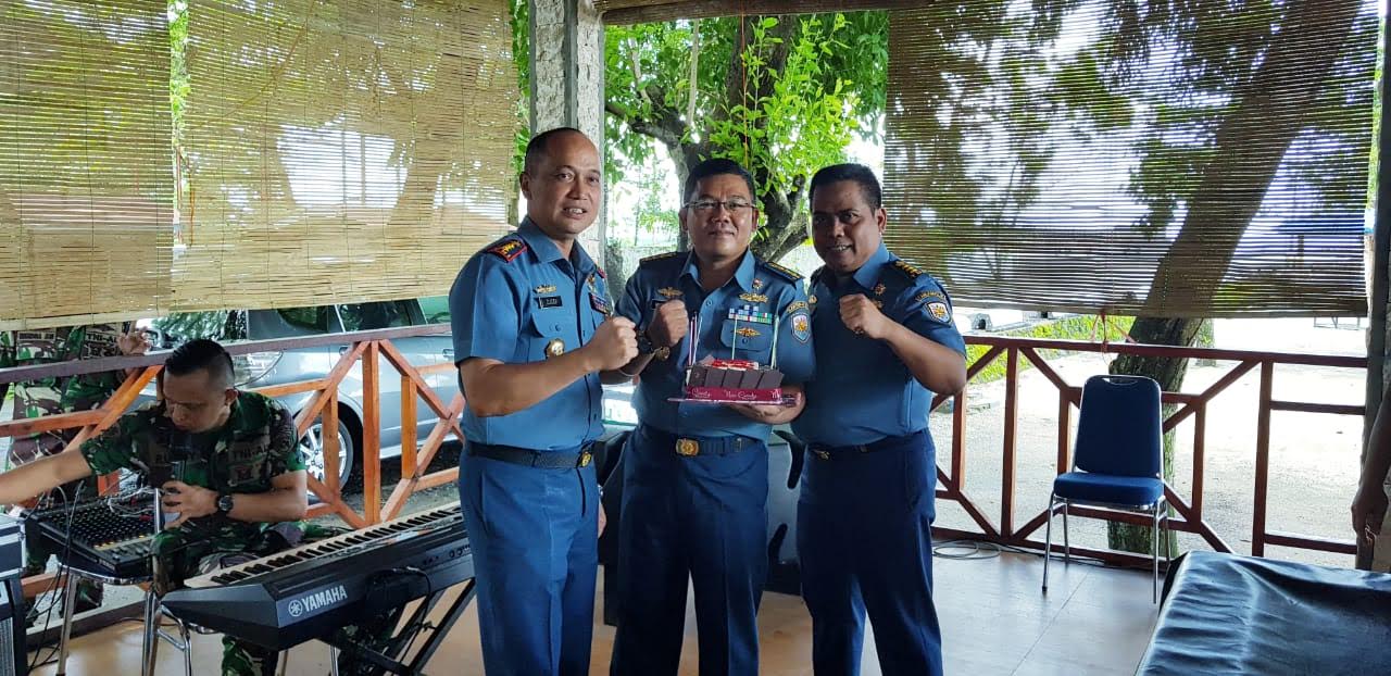 apan-selamat-ulang-tahun-ultah-yang-ke-48-kepada-asisten-persone.jpg