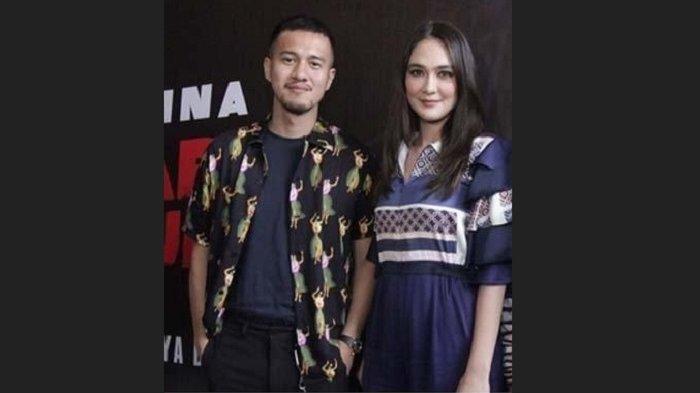arti-kode-aneh-luna-maya-saat-posting-foto-bareng-herjunot-ali-mantan-ariel-noah-aduh-berat.jpg