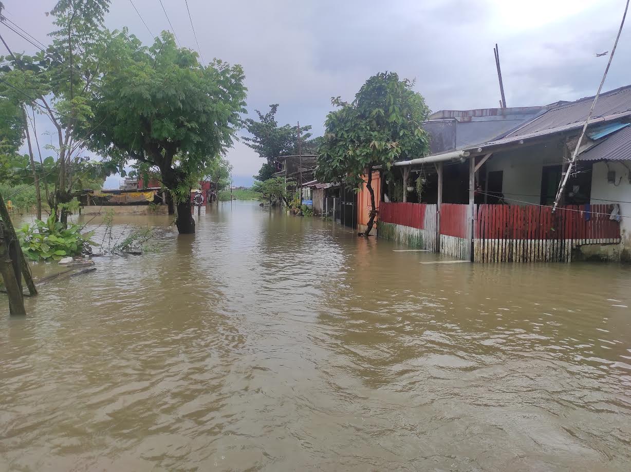 banjir-makassar-201222.jpg