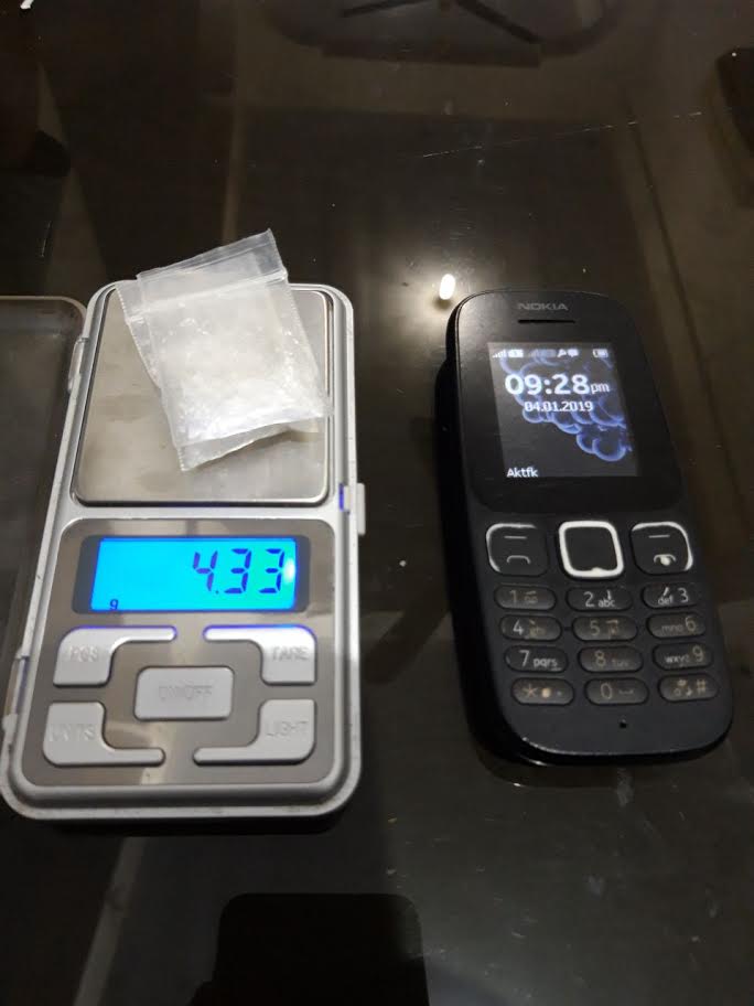 Miliki Narkoba 4 Kg, Pasangan Suami Istri asal Makassar Terancam Hukuman Mati