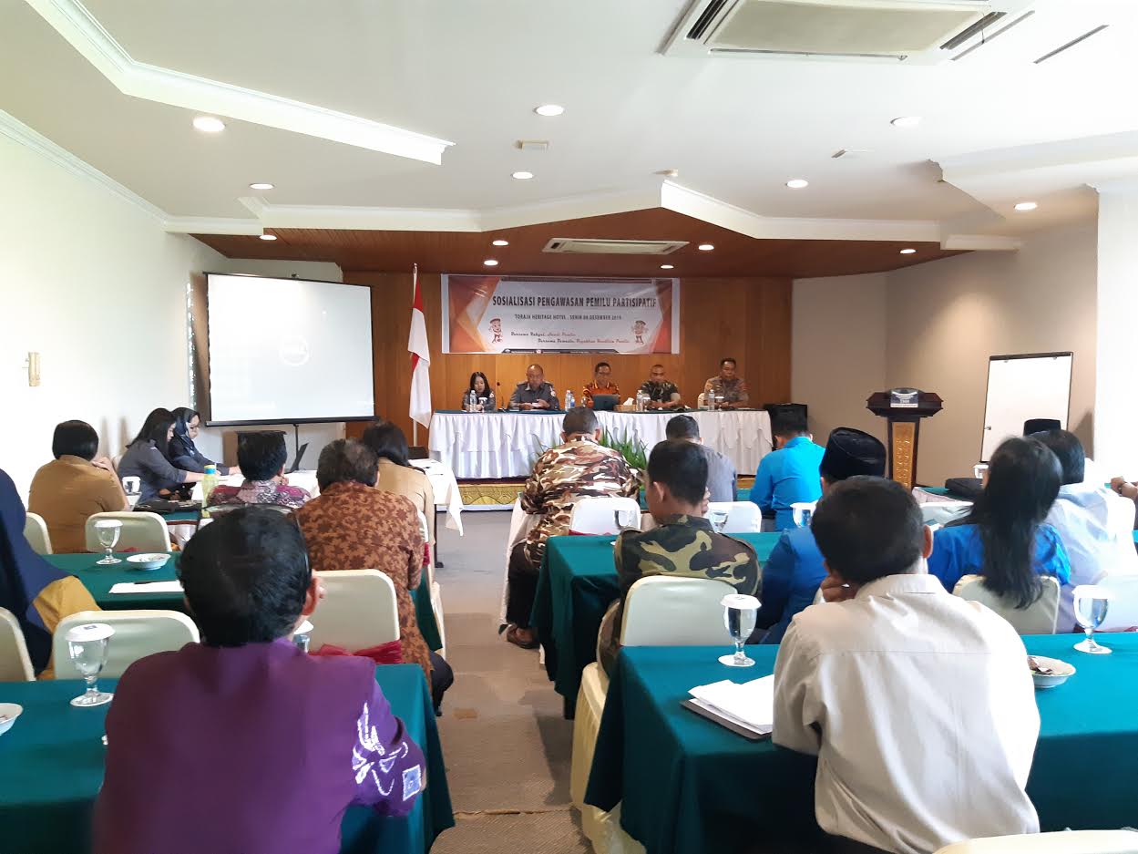 bawaslu-toraja-utara-di-hotel-heritage.jpg