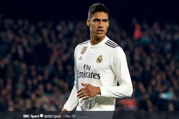 bek-real-madrid-raphael-varane-882020.jpg