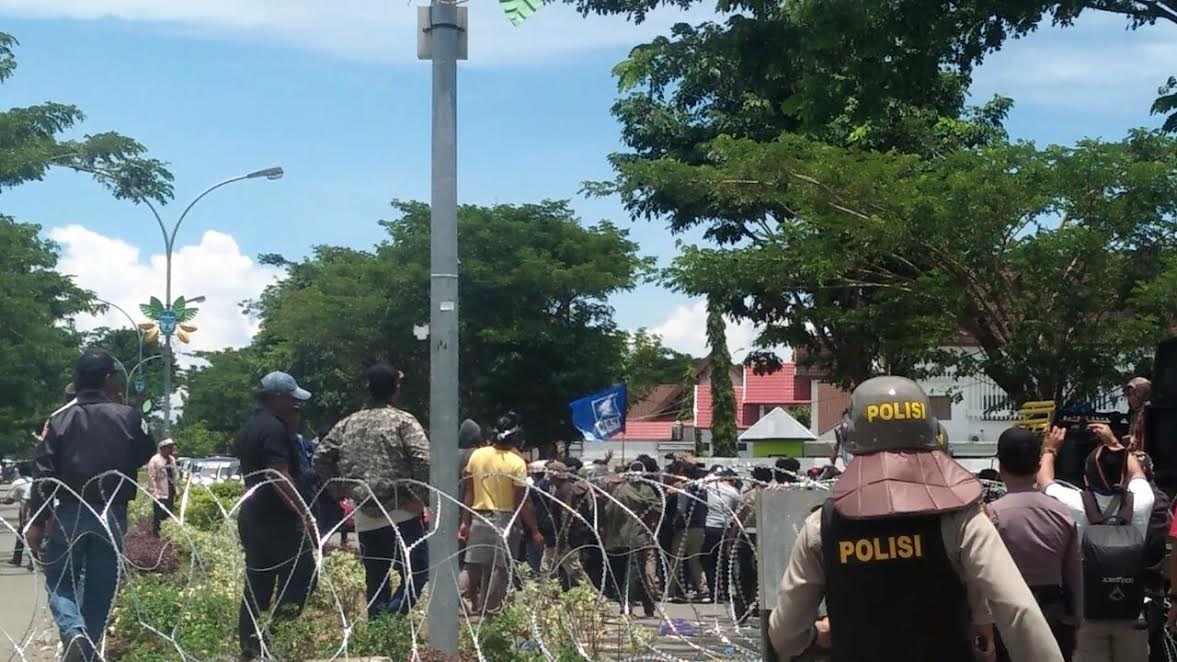 bentrok_20180224_135608.jpg