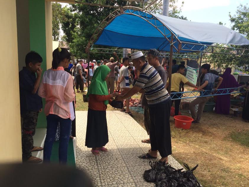 Brimob Parepare Kurban 12 Ekor Sapi