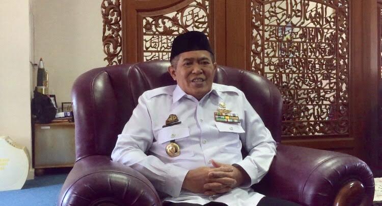bupati-bulukumba-am-sukri-sappewali-saat-ditemui-di-ruangan-kerjanya-beberapa-waktu-lalu.jpg
