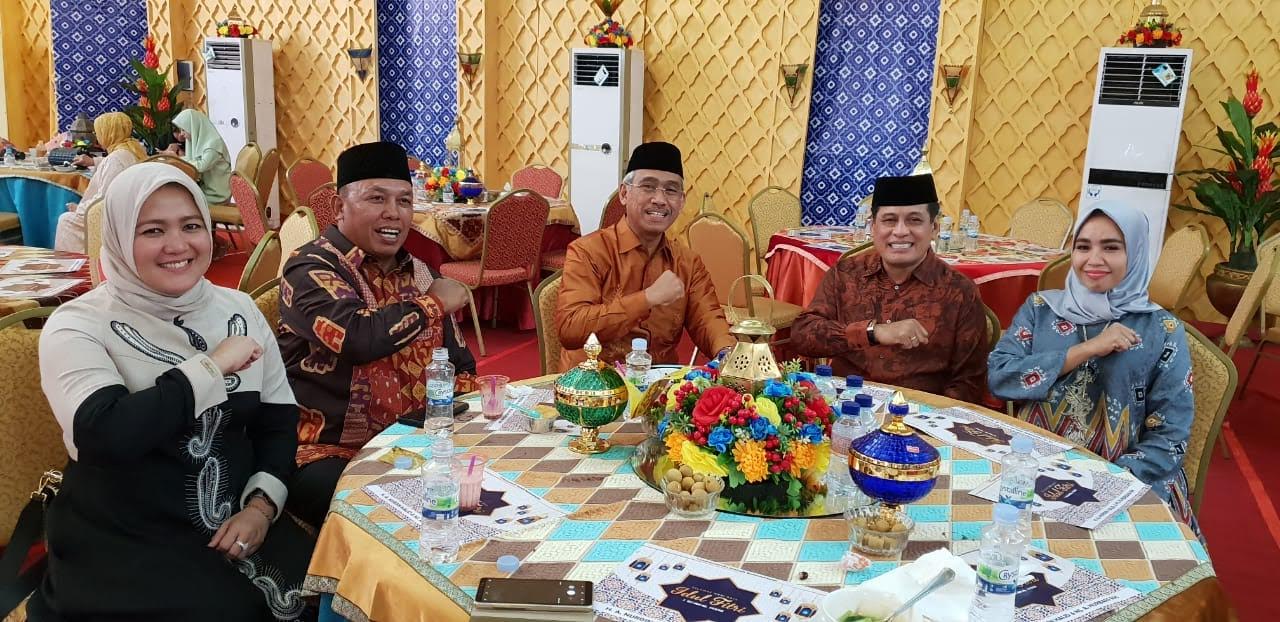 bupati-luwu-timur-thoriq-husler-menjadi-salah-tamu_20180616_163140.jpg