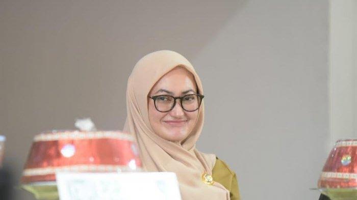 bupati-luwu-utara-indah-putri-indriani-232020.jpg