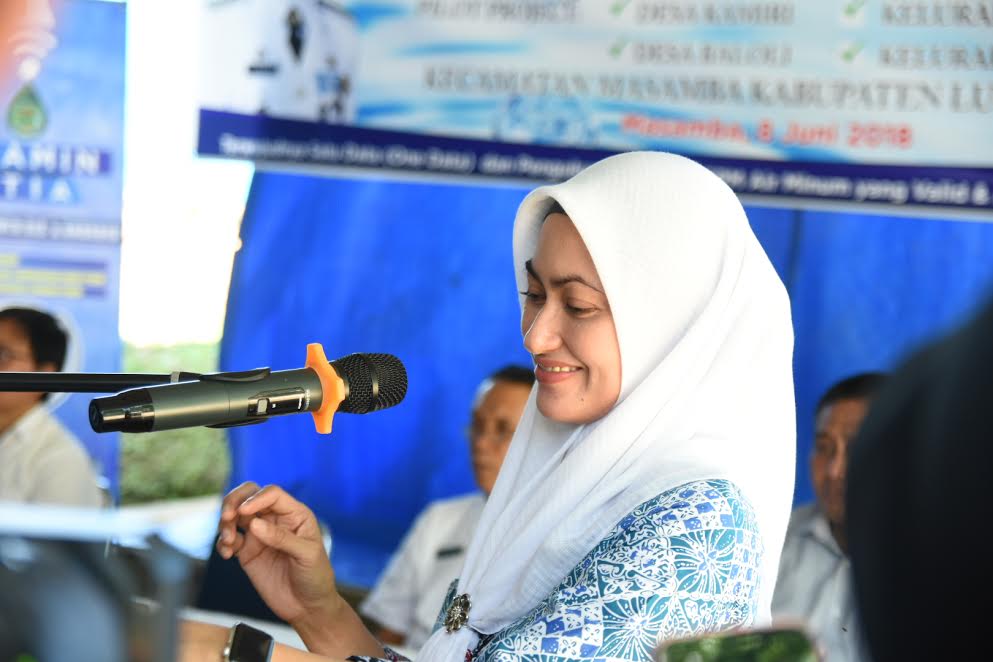 bupati-luwu-utara-indah-putri-indriani-menghadiri-peluncuran-aplikasi-si-amin-setia_20180608_164113.jpg
