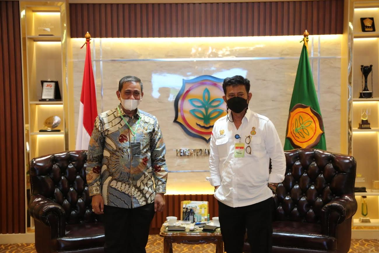 Temui Syahrul Yasin Limpo, Amran Mahmud Bahas Pembangunan Kampus III Polbangtan di Wajo