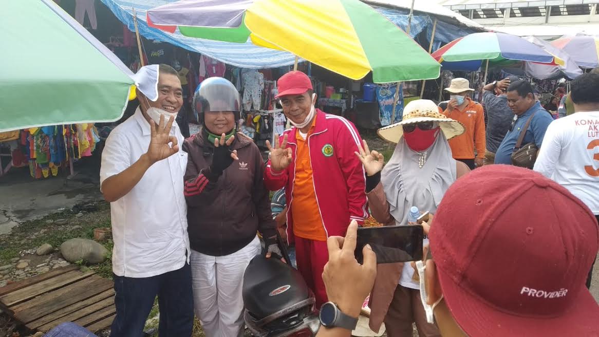 calon-wakil-bupati-luwu-utara-andi-sukma-kampanye-di-bone-bone-sabtu-10102020.jpg