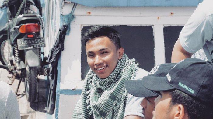 Cek Biodata Ketua BEM UGM Atiatul Muqtadir Trending Twitter Tampil di ILC, Suaranya Buat Meleleh