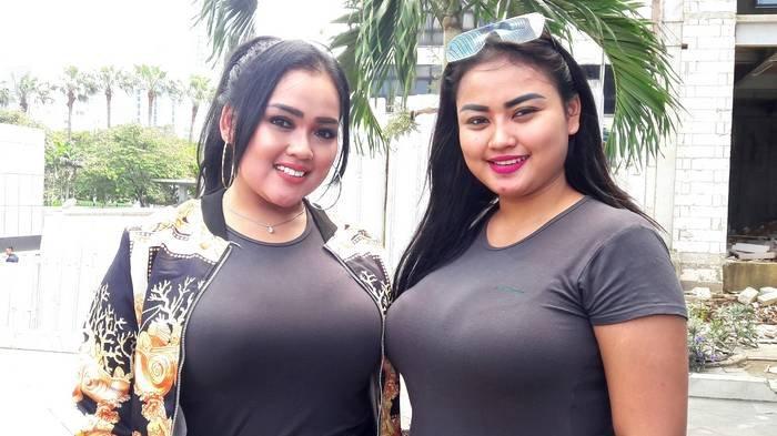 Duo Semangka Profil Lengkap Duo Artis Dangdut Pernah Dibius dan  