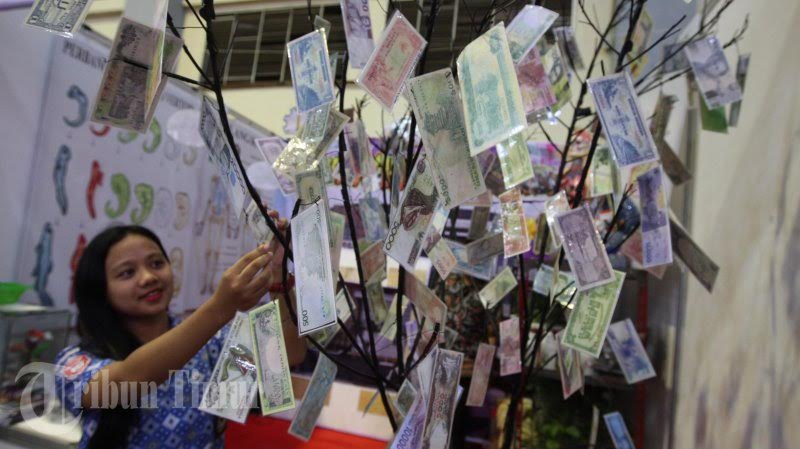 Pameran Pendidikan Kopertis IX, SYL: Pendidikan Jangan Dijadikan Industri - dan-kemeriahan-pamera_20170215_004032.jpg