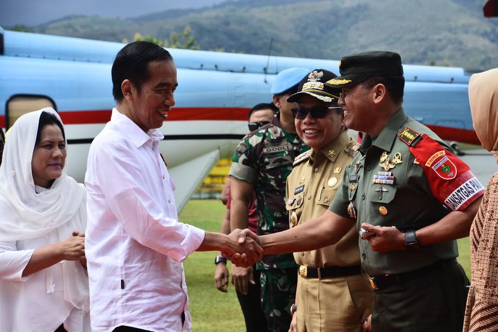 Danrem 142 Tatag Ikut Sambut Presiden Jokowi di Parepare