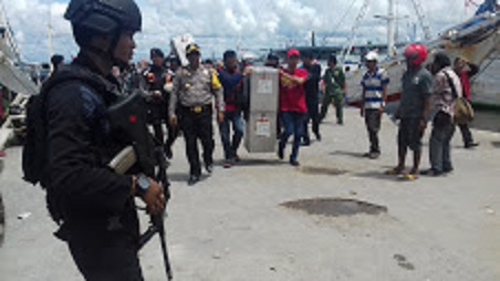 dari-kecamatan-liukang-tangayya-kabupaten_20151214_132041.jpg