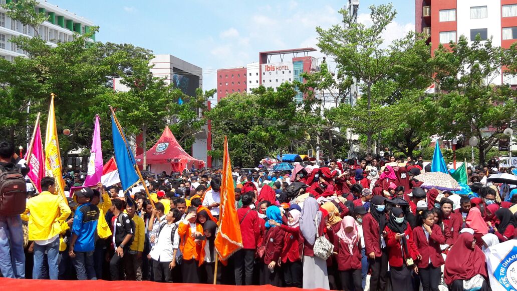 Perwakilan PTS dan PTN Deklarasi Kebangsaan di Anjungan Pantai Losari