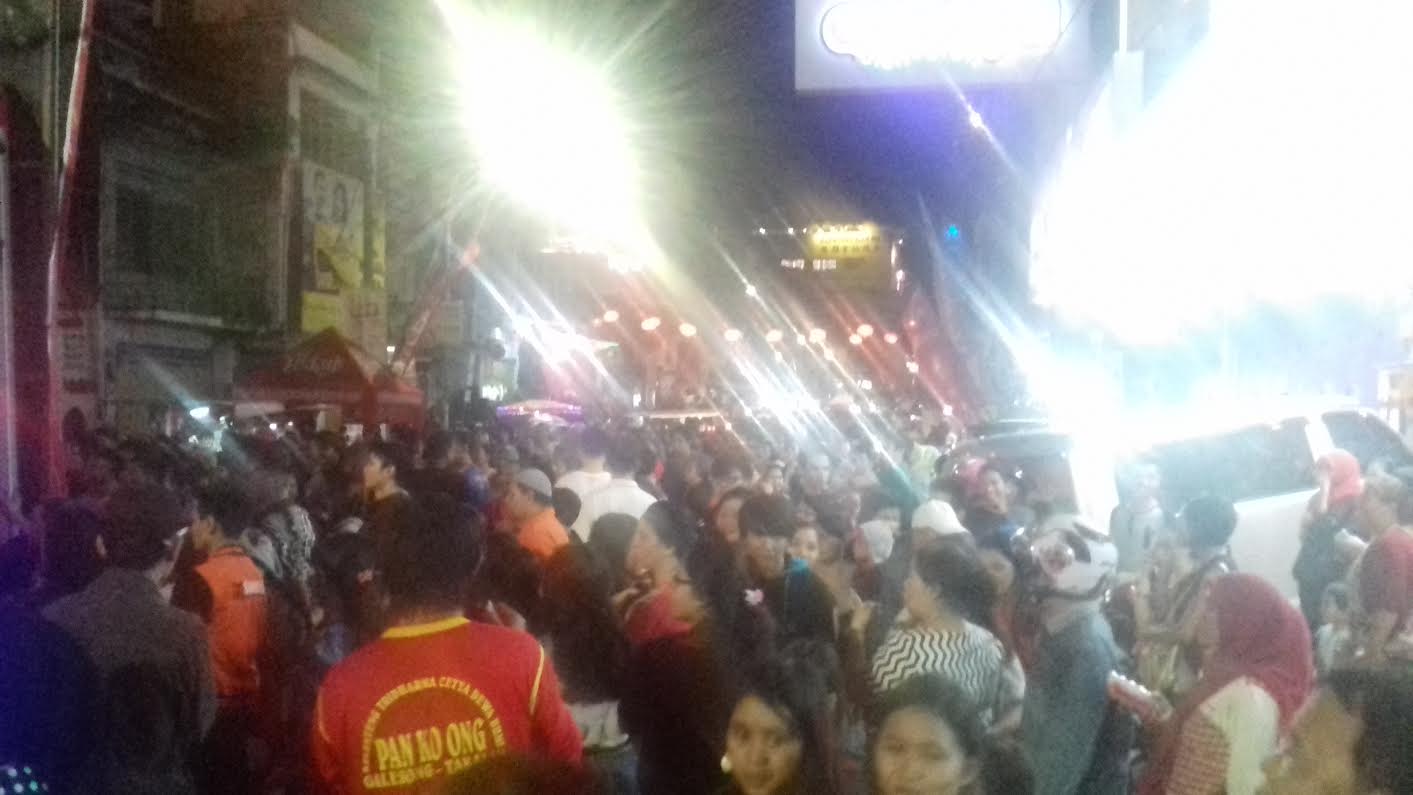 Pengunjung Jappa Jokka Cap Go Meh Berdesakan