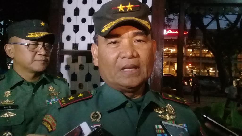 dimata-pangdam-xiv-hasanuddin-zainal-basri-palaguna-adalah-sosok-tentara-hebat.jpg