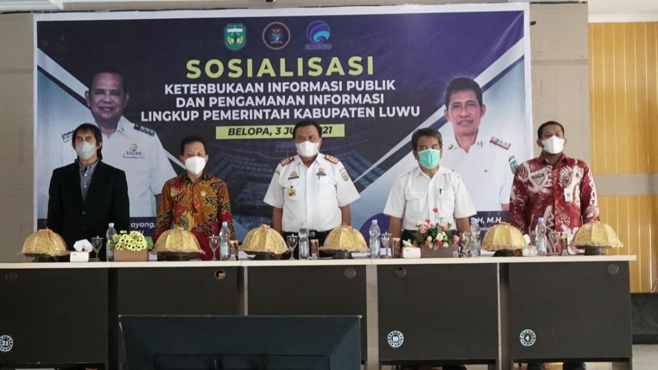 dinas-kominfo-sp-kabupaten-luwu-menggelar-sosialisasi-keterbukaan-informasi-publik.jpg
