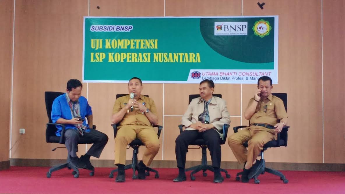 dinas-koperasi-dan-ukm-sulsel-menggandeng-lembaga-sertifikasi-profesi-lsp.jpg