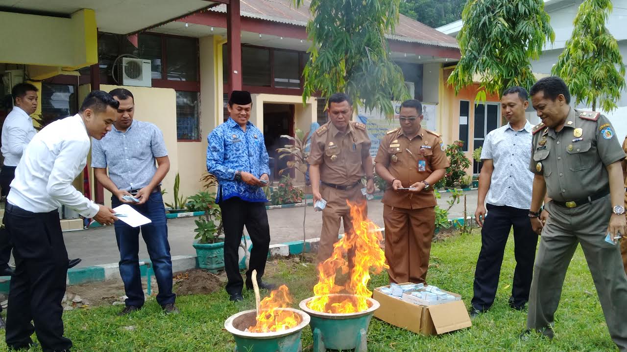 Disdukcapil Selayar Bakar 8.461 Ribu KTP-el