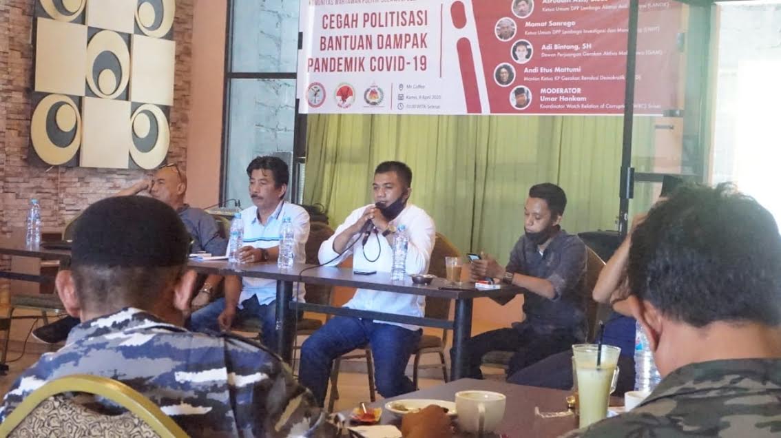 diskusi-bareng-komunitas-wartawan-politik-sulawesi-selatan-bareng-ngo.jpg