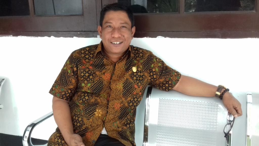 Wakil Ketua DPRD Barru Minta Pelaksana Proyek Perhatikan Tanah Timbunan RKA