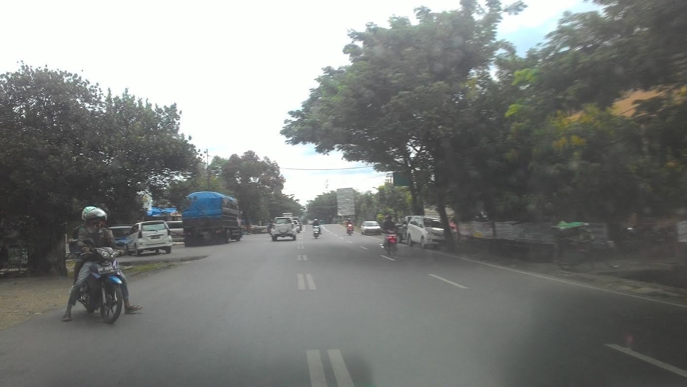 Pukul 10.10 Wita, Depan SMP 1 Maros Lancar