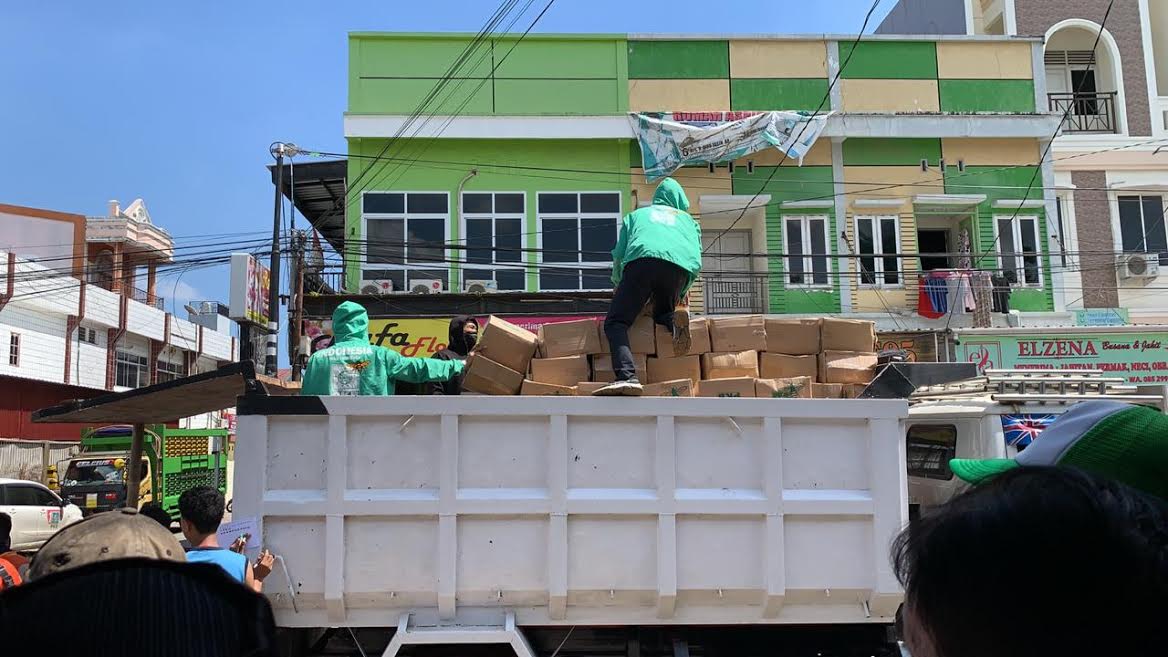 PKB Sulsel Terima 10 Ribu Paket Sembako Gus Muhaimin untuk Guru Mengaji