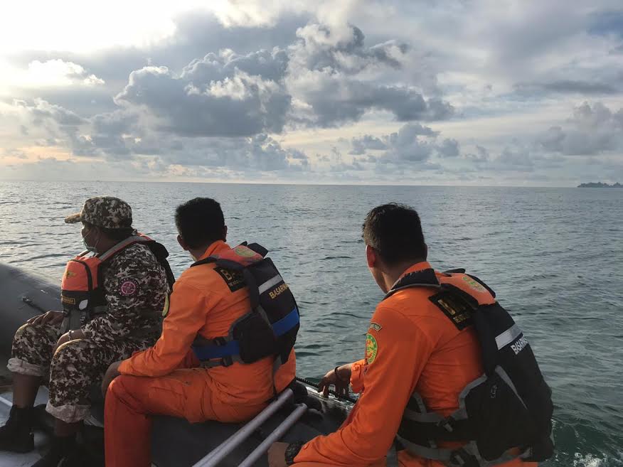 dua-nelayan-yang-dilaporkan-hilang-di-desa-surudu.jpg
