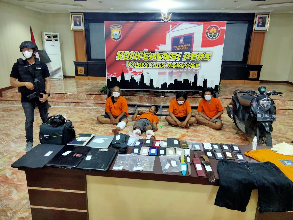 empat-pelaku-kejahatan-diringkus-tim-jatanras-polrestabes-makassar-senin-762021-1.jpg
