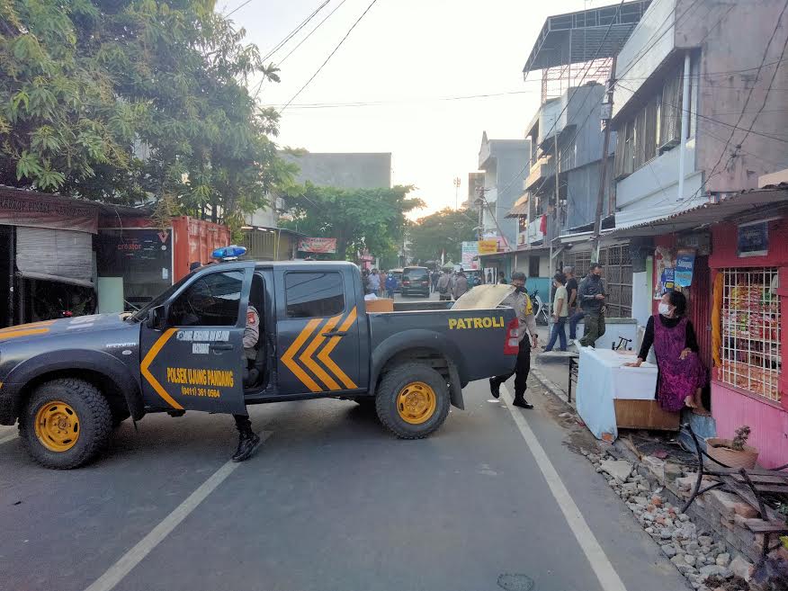 BREAKING NEWS: Eks Markas FPI Makassar Digeledah Densus 88