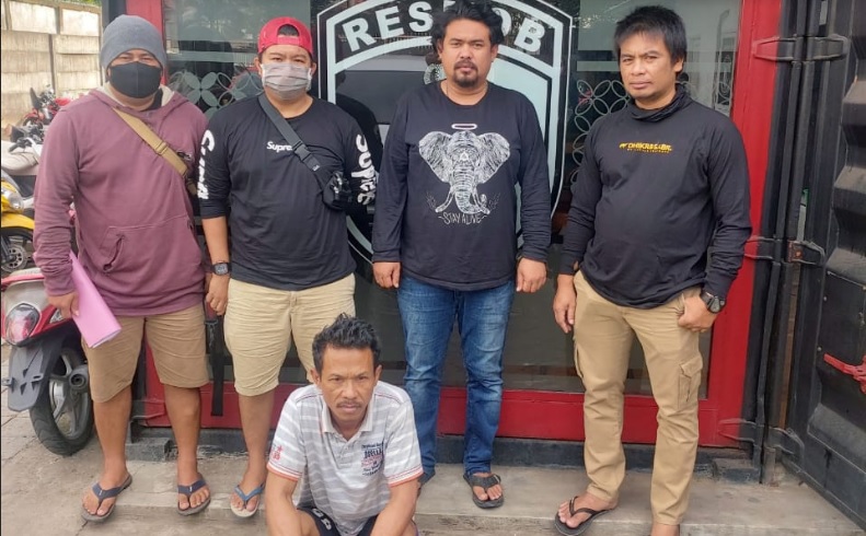 f-43-warga-campalgaloe-kabupaten-bantaeng-diringkus-tim-resmob-polda-sulsel.jpg
