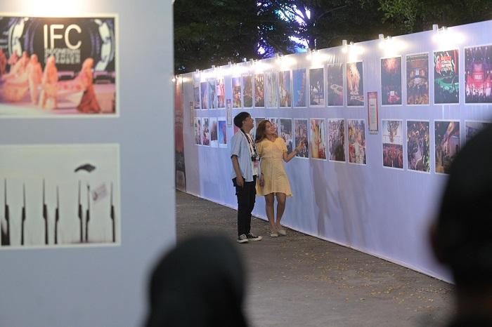 Intip Potret Perjalanan 7 Tahun F8 Makassar di Pameran Fofo, Mahasiswa Unhas Takjub