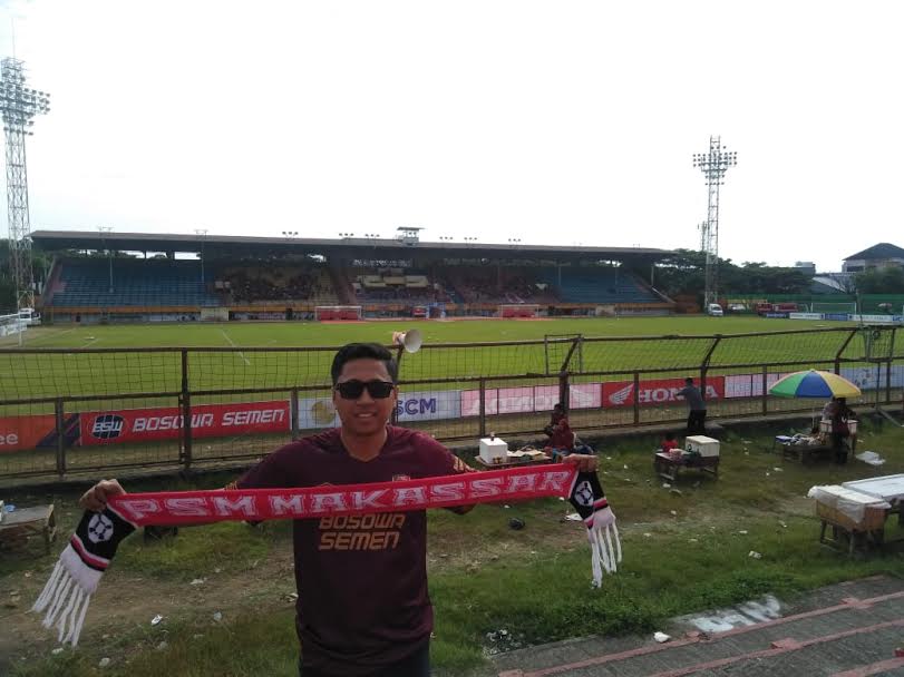 fans-psm-makassar-asal-majene-muhammad-syahid.jpg