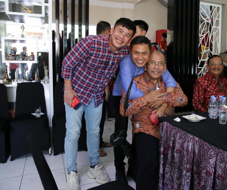 Sambut Imlek, Febrianto Kedatangan Tamu Mantan Walikota Makassar