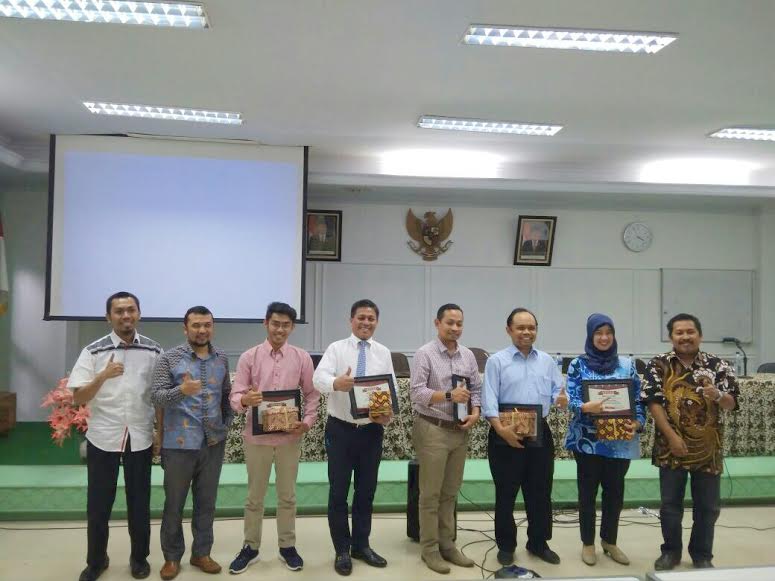 Gelar Kelas Inspirasi, FKM Unhas Hadirkan Alumni Motivasi Mahasiswa